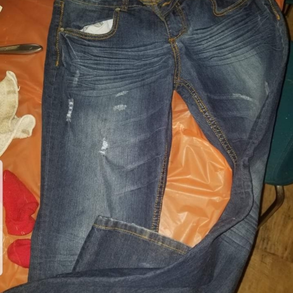 Almost famous sz 11 slim fit, jeans